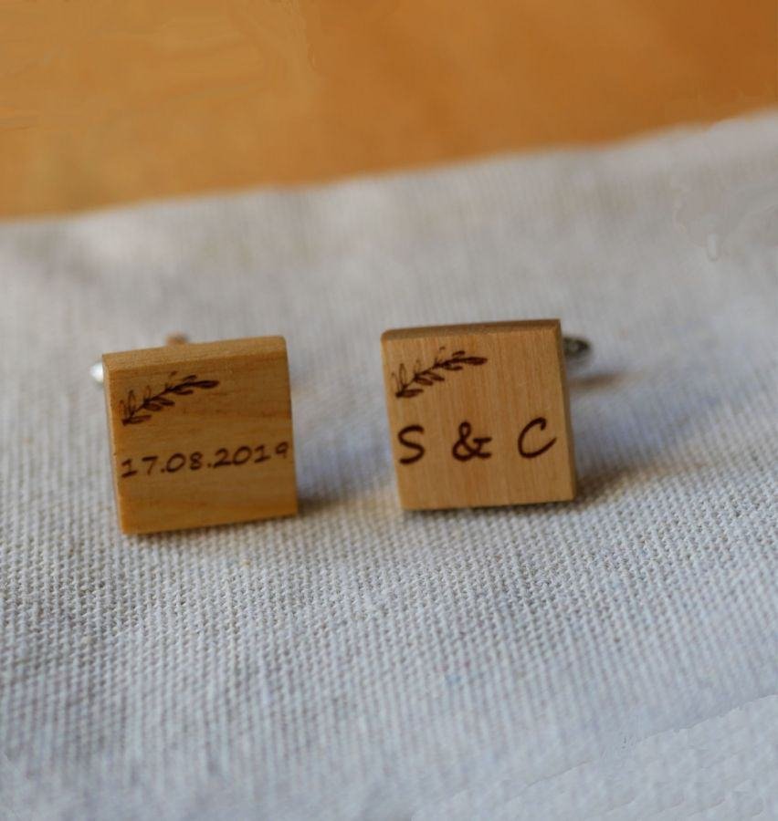 Square wooden cufflinks to personalize