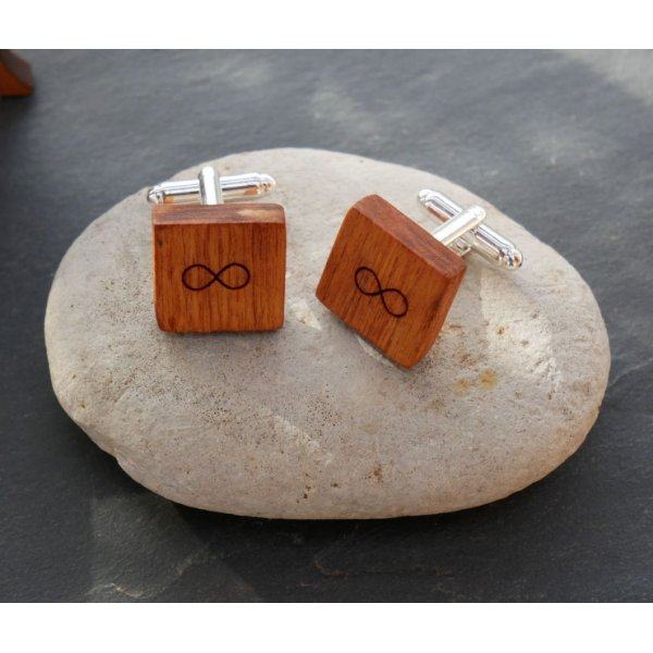 Square wooden cufflinks to personalize