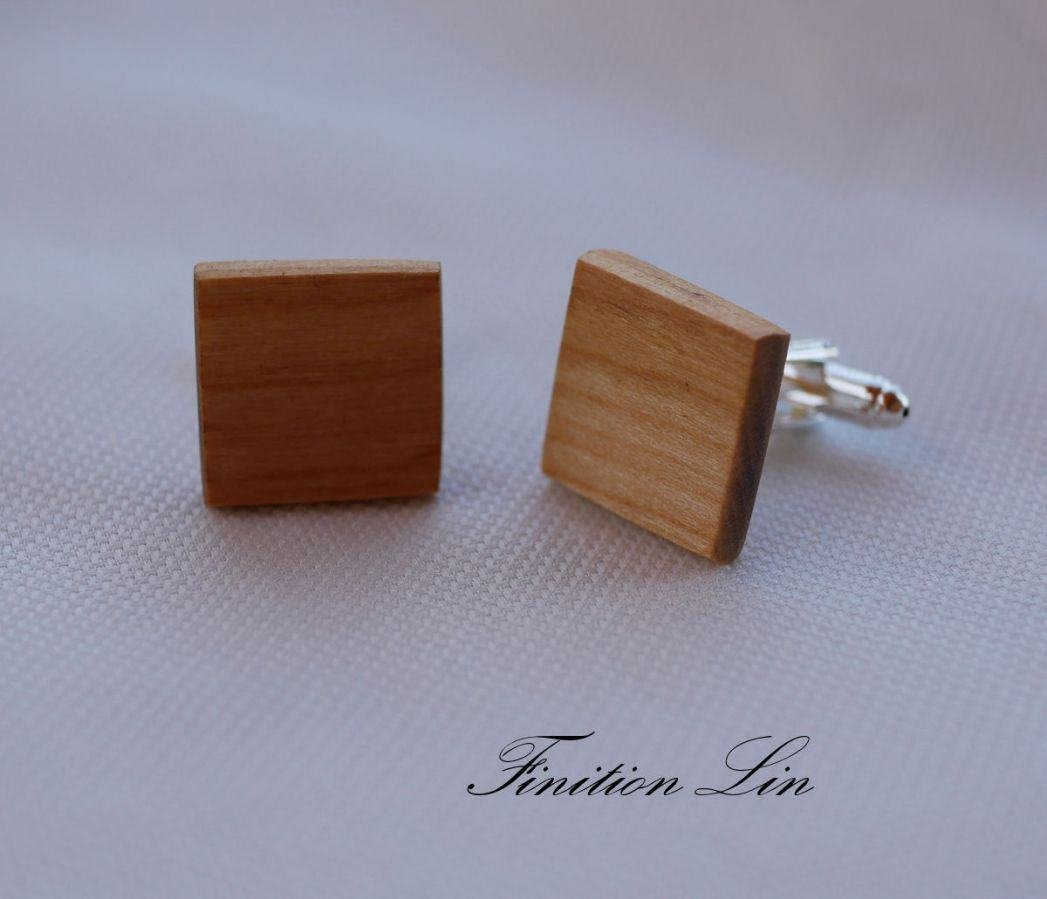 Square wooden cufflinks to personalize