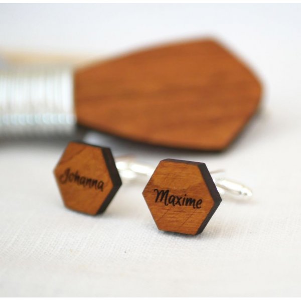 Hexagonal wooden cufflinks to personalize