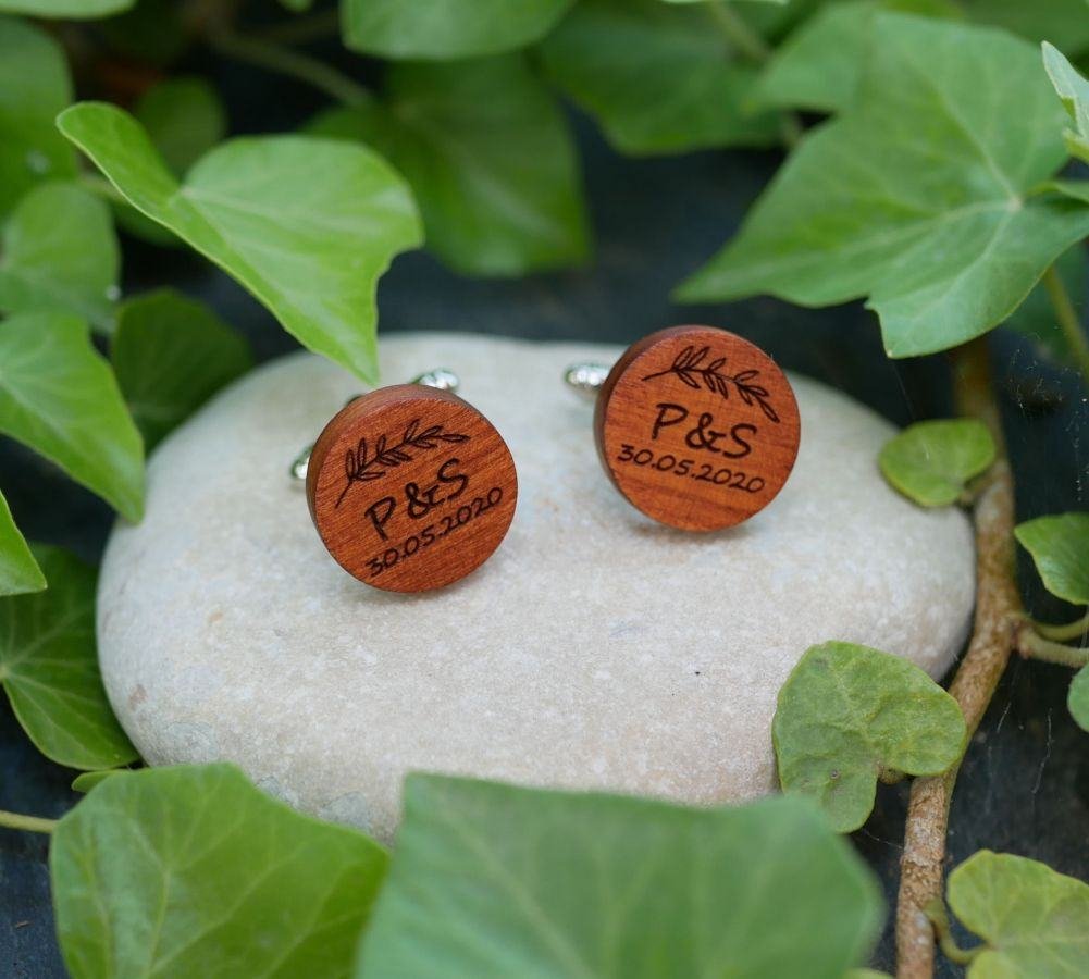 Wooden cufflinks Cherry round to engrave 18mm