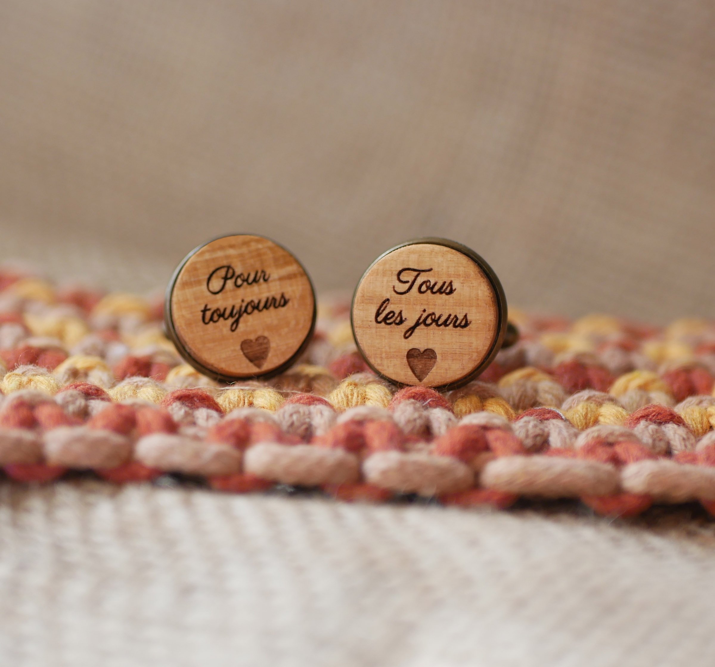 Wooden cufflinks set with aged bronze 16 mm customizable