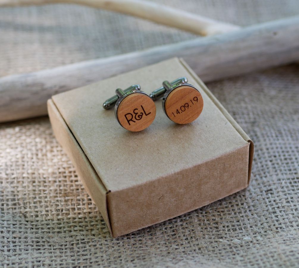 Wooden cufflinks set in dark steel 16mm customizable