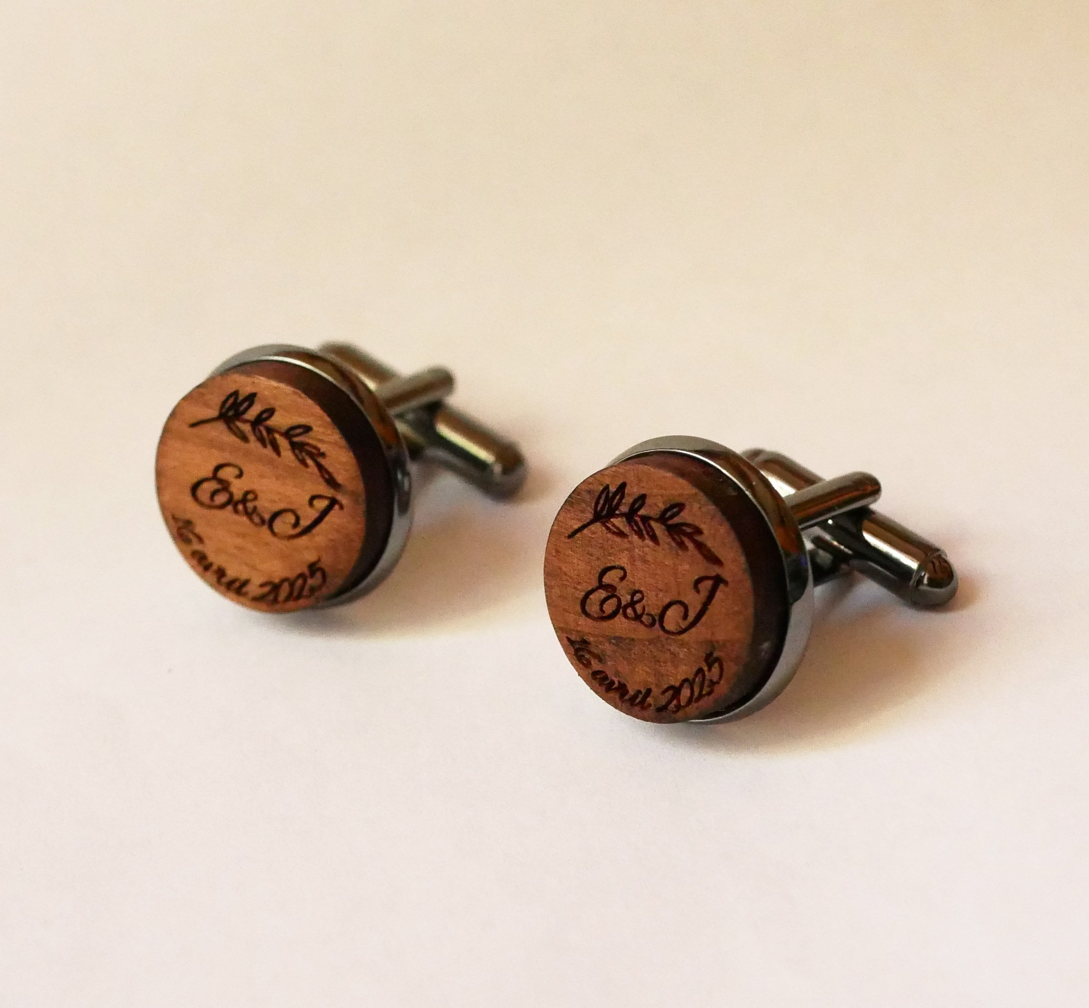 Wooden cufflinks set in dark steel 16mm customizable
