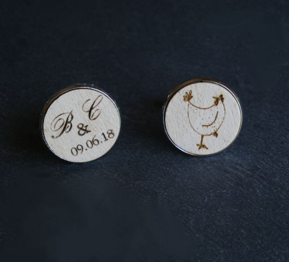 Cufflinks cabochon set engraved design