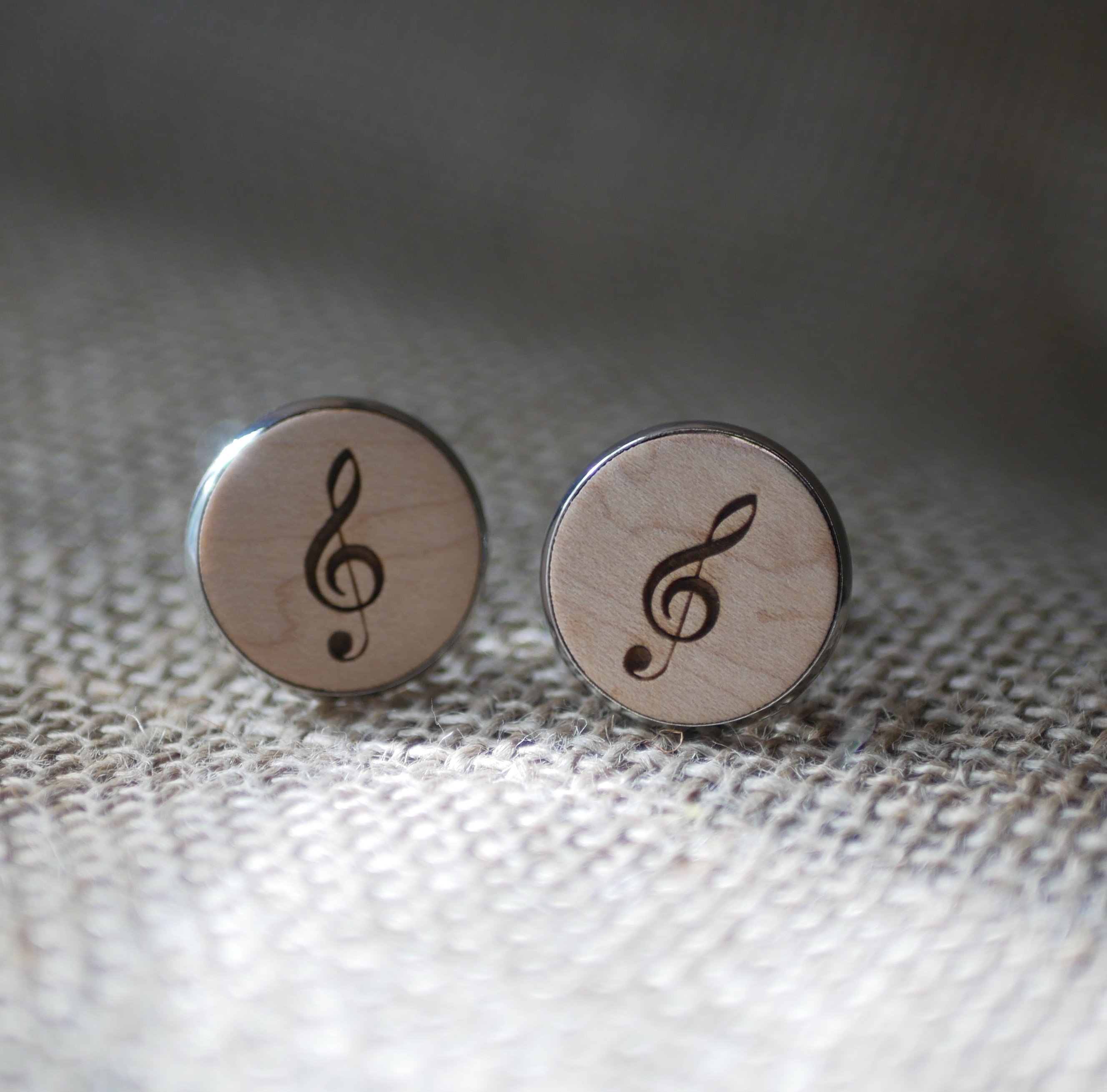 Cufflinks cabochon set engraved design