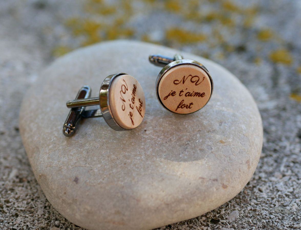 Wooden cufflinks set in dark steel 16mm customizable