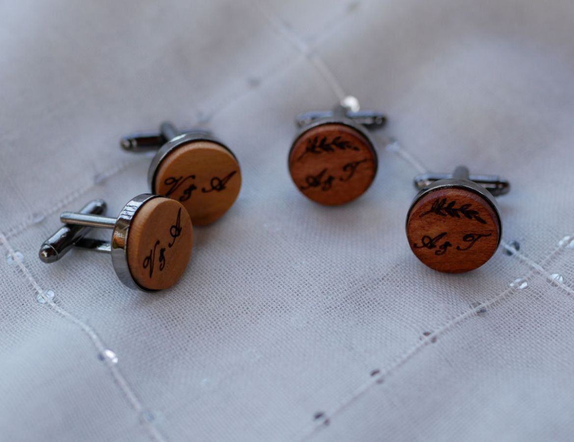 Wooden cufflinks set in dark steel 16mm customizable