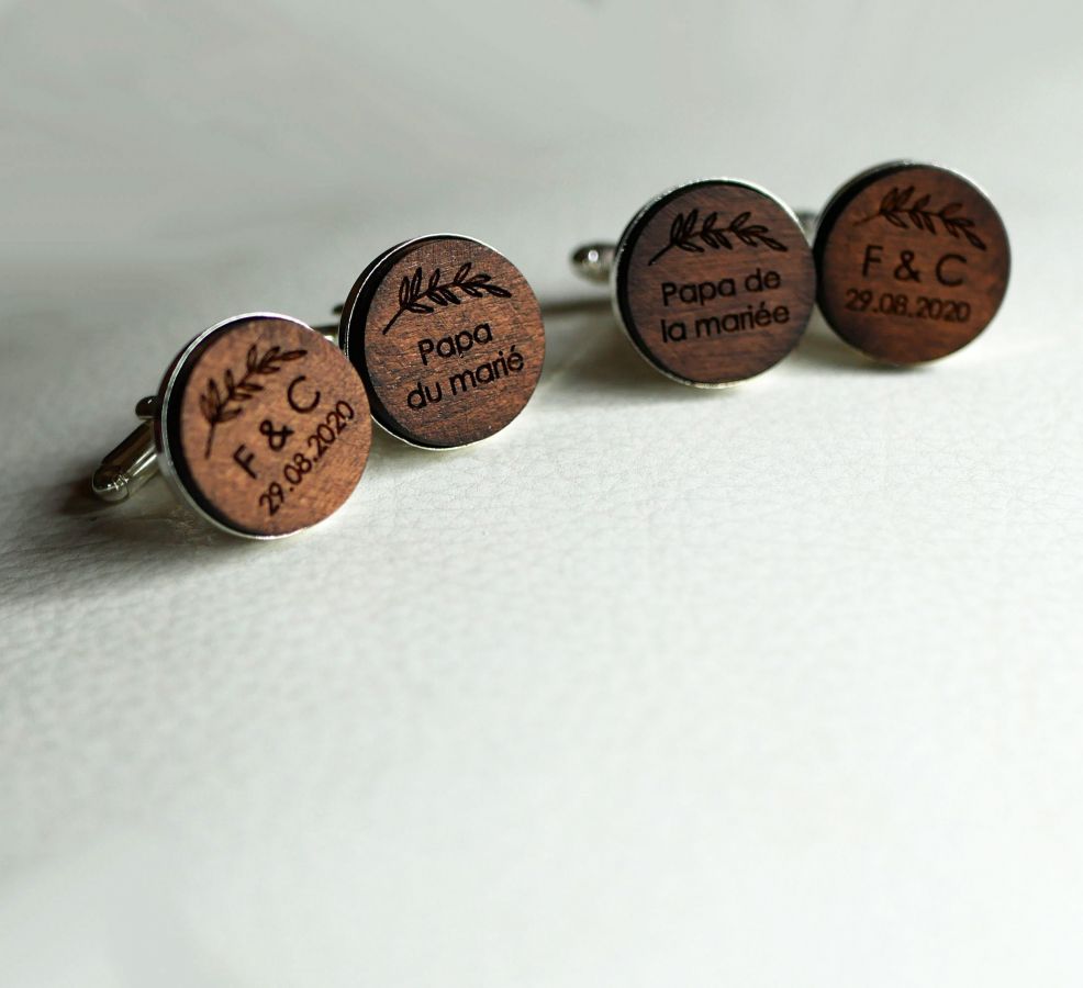 Silver plated cufflinks 16 mm in engraved wood 