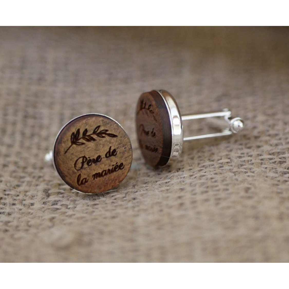 Silver plated cufflinks 16 mm in engraved wood 