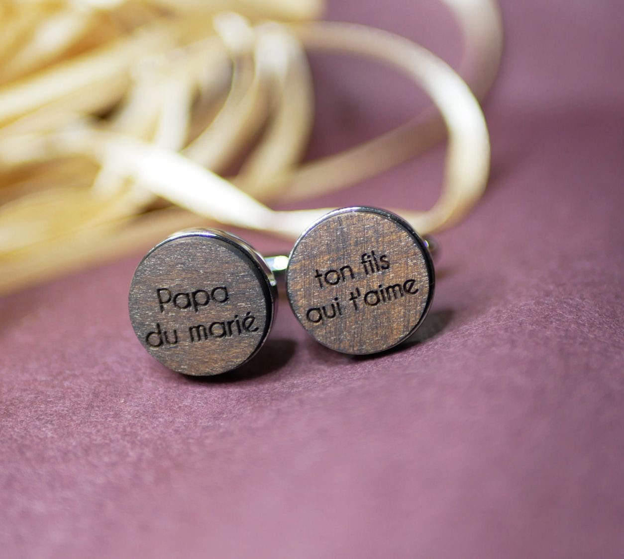 Silver plated cufflinks 16 mm in engraved wood 