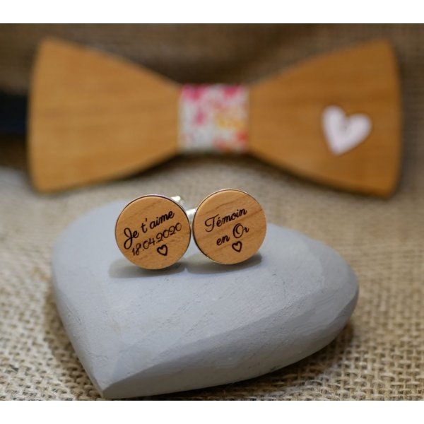 Silver plated cufflinks 16 mm in engraved wood 