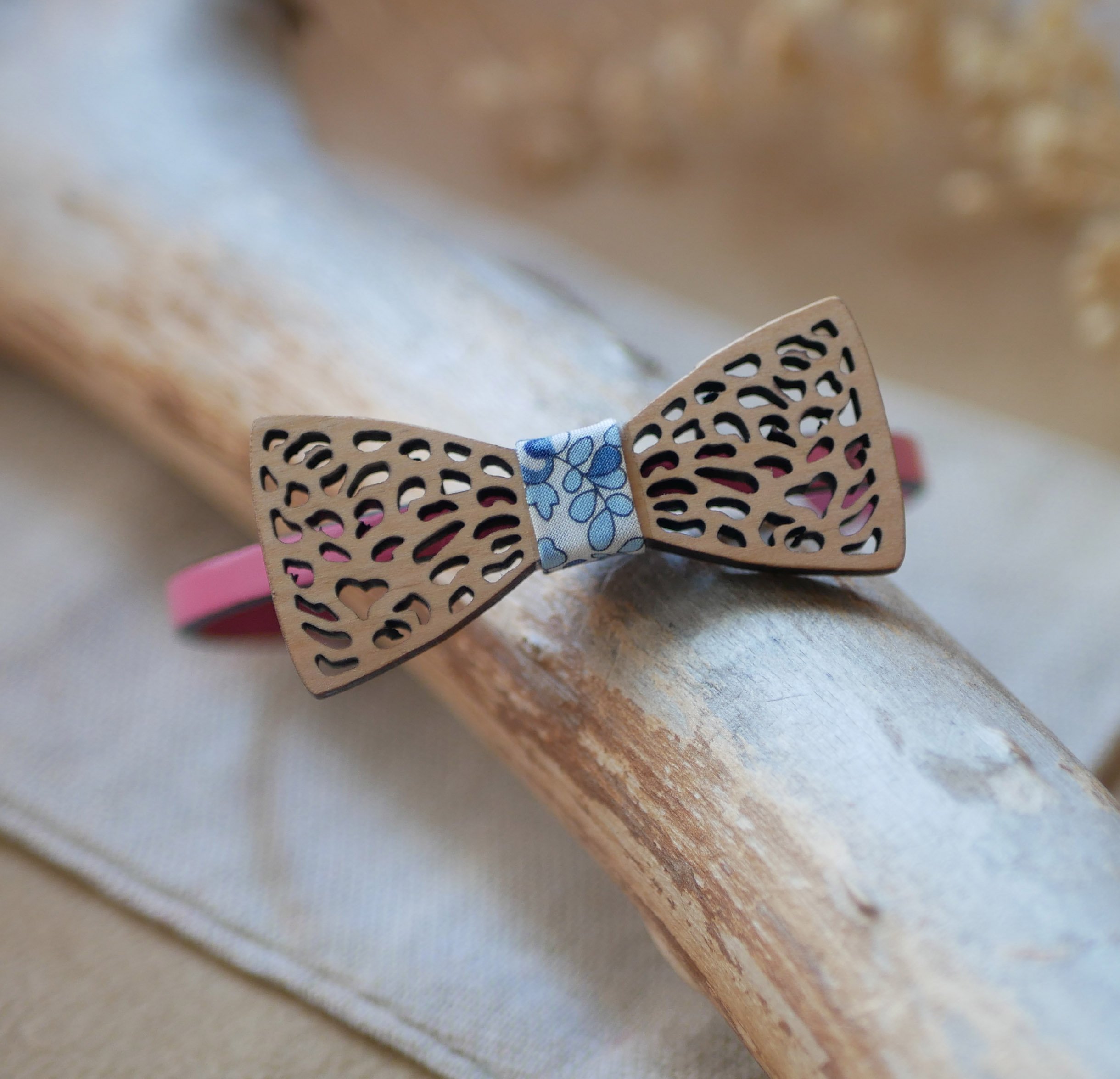 Leather bracelet with miniature openwork wooden bow tie customizable