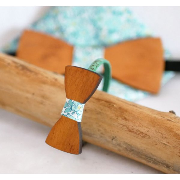 Leather bracelet with miniature wooden bow tie customizable