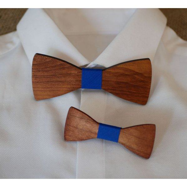 Wooden mini bow tie brooch to personalize