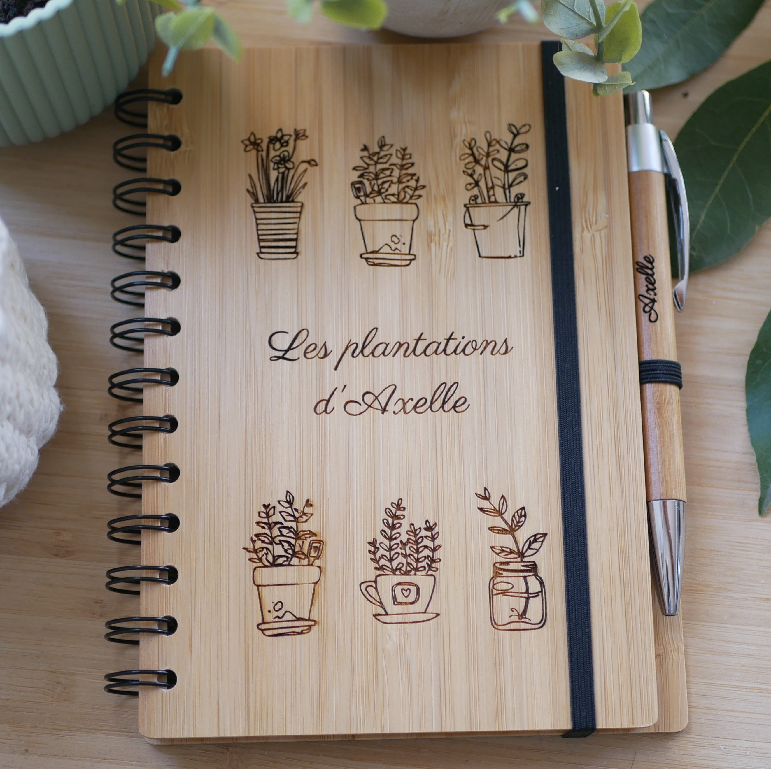 Plant and gardening notebook to personalize