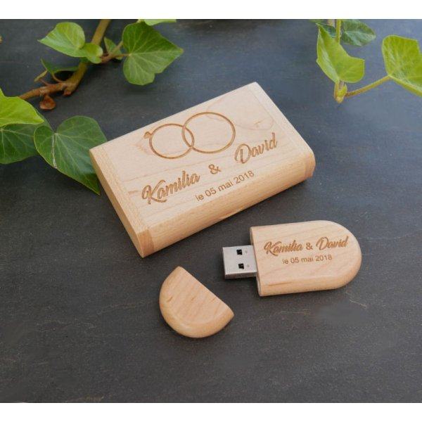 32GB 2.0 USB flash drive in a custom maple wood case