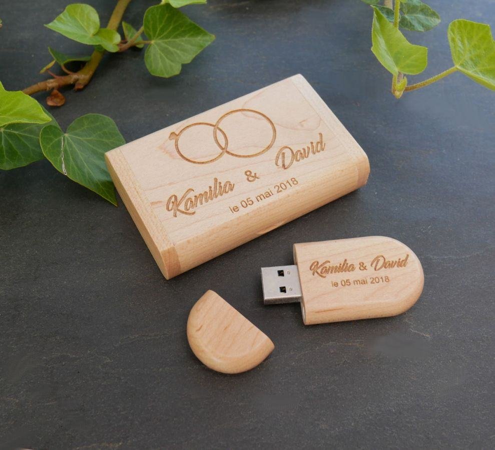 32GB 2.0 USB flash drive in a custom maple wood case