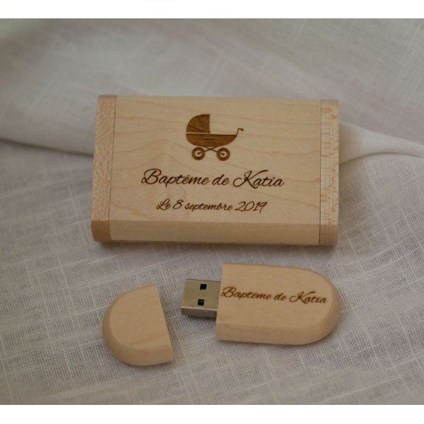 32 GB 3.0 Usb flash drive in light maple wood custom case