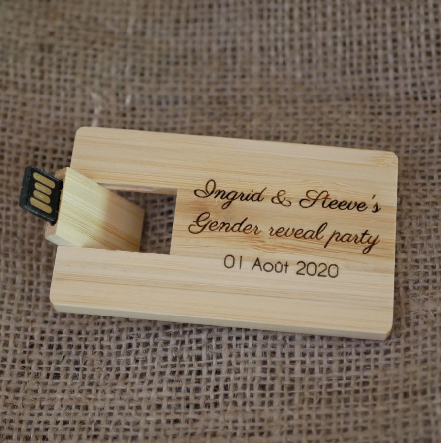 32 GB USB key Bamboo wood card to personalize by engraving