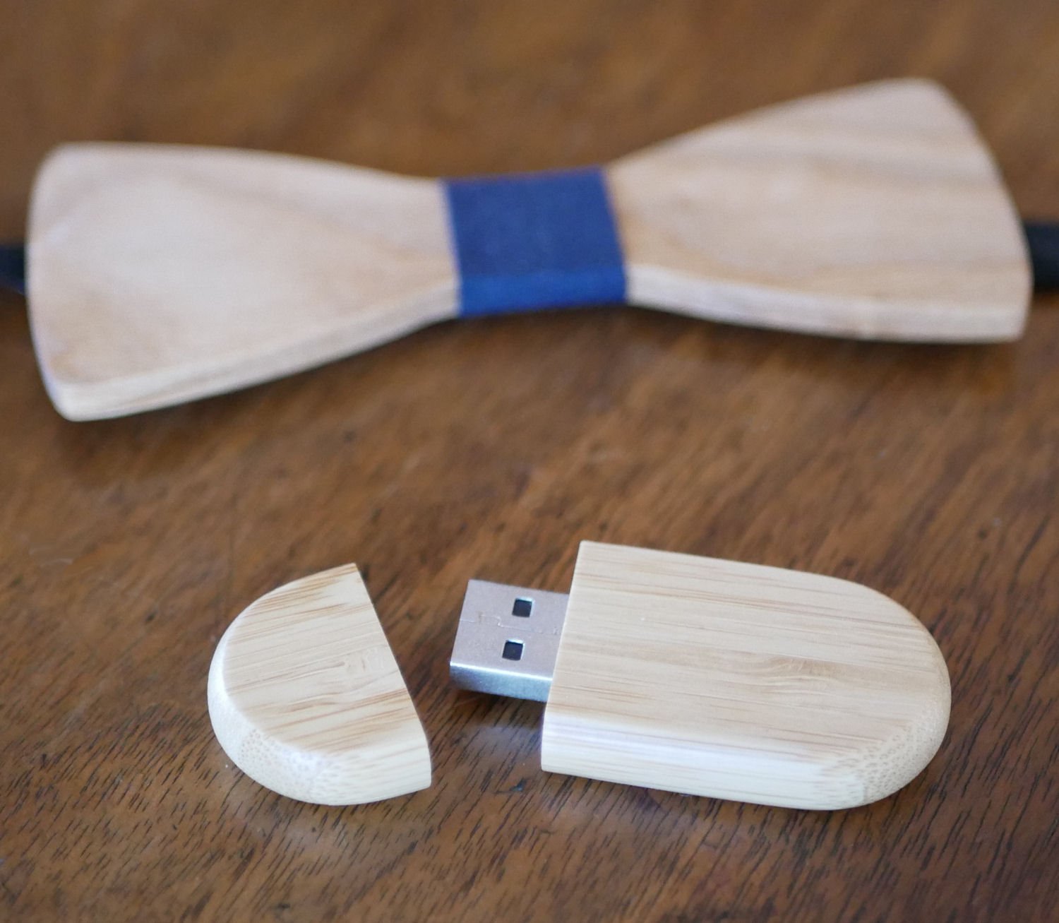 32 GB 3.0 Usb key in light maple wood