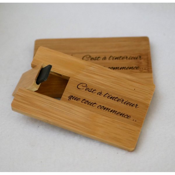 32 GB USB key Carbonized bamboo wood card to be personalized by engraving