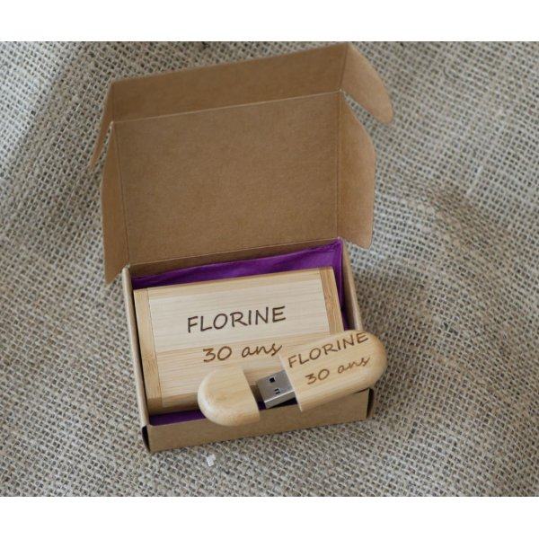 64 GB 3.0 Usb key in a personalized maple wood case