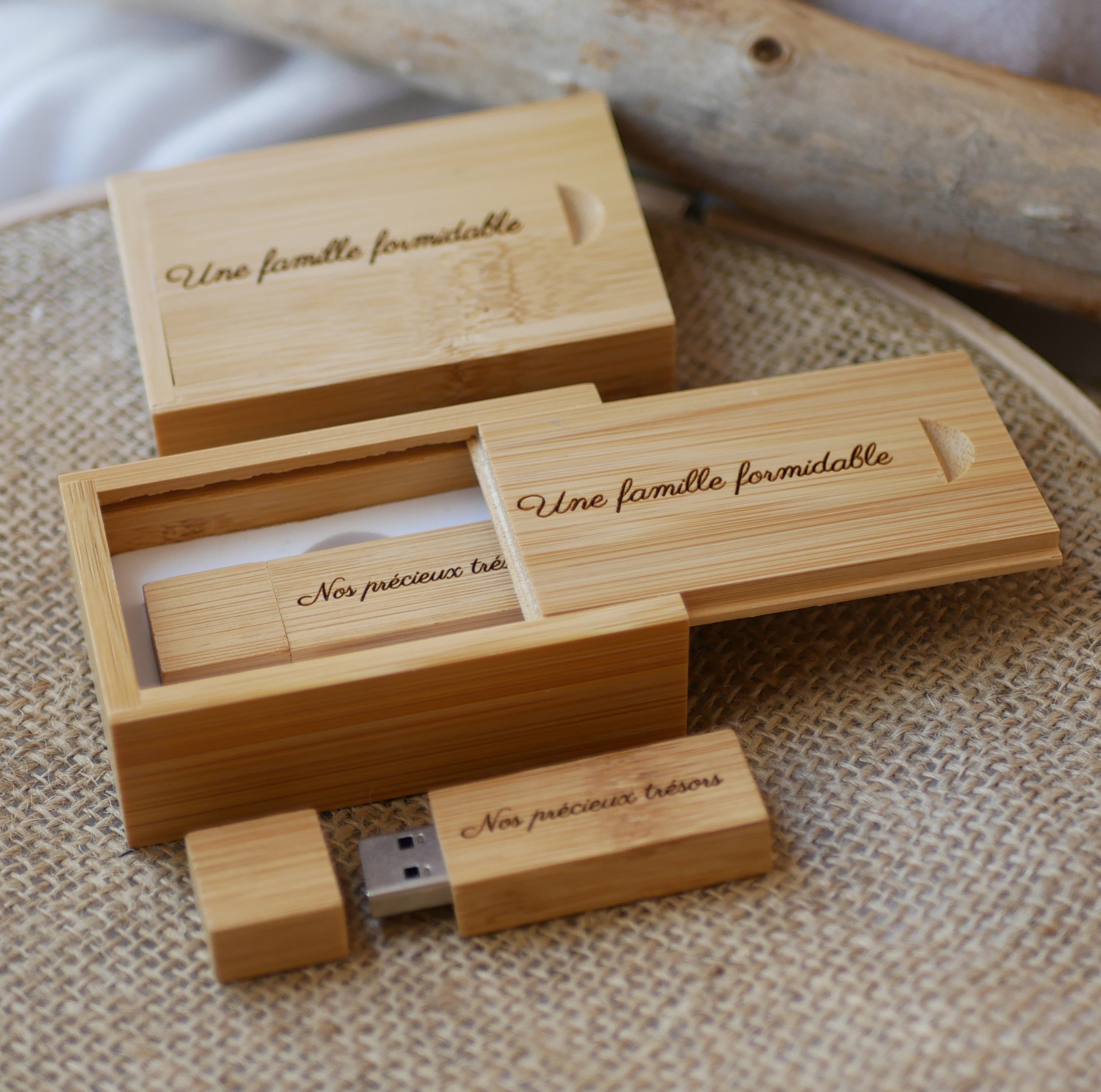 32 GB Usb 3.0 Key in bamboo wood case to be personalized by engraving 