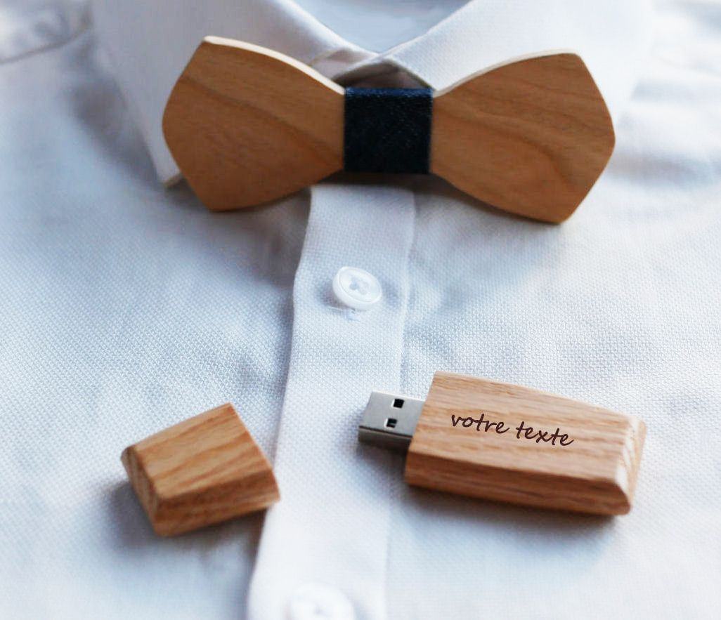 Wooden USB key to be personalized by engraving