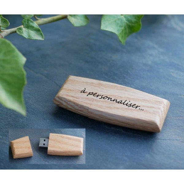 Wooden USB key to be personalized by engraving