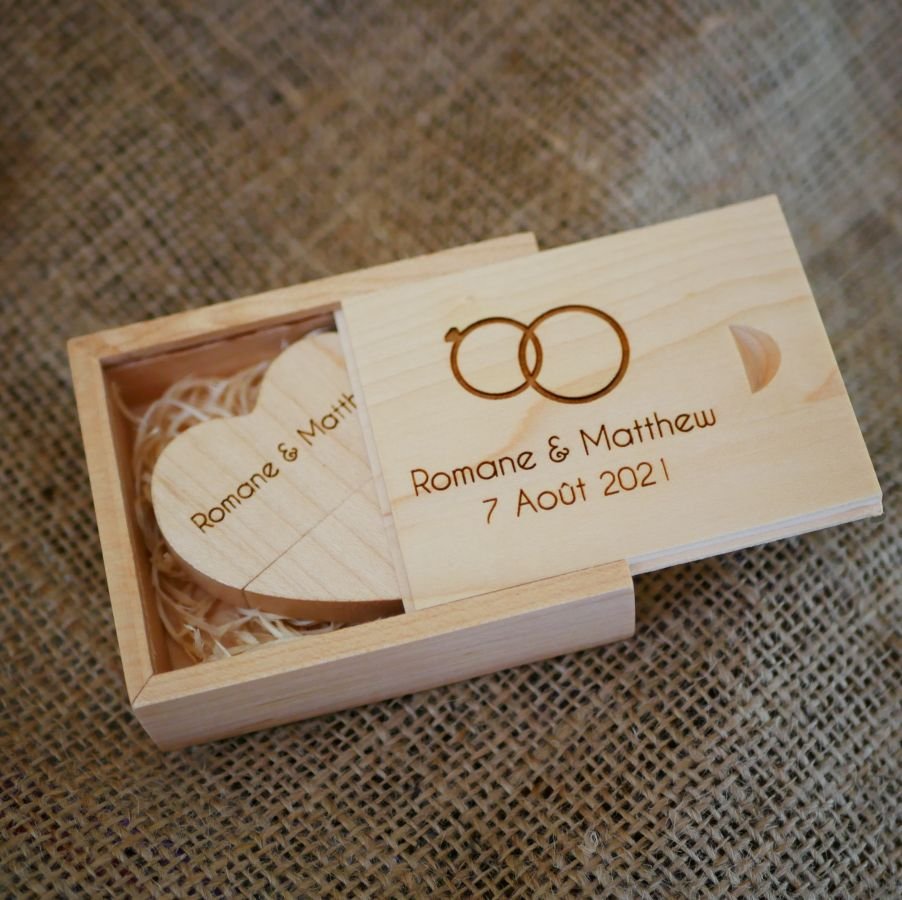 32 GB Heart USB Flash Drive in a light wood box