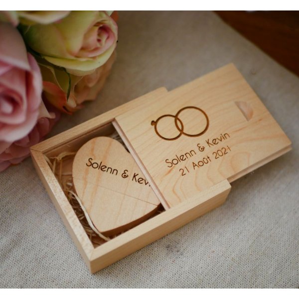 32 GB Heart USB Flash Drive in a light wood box