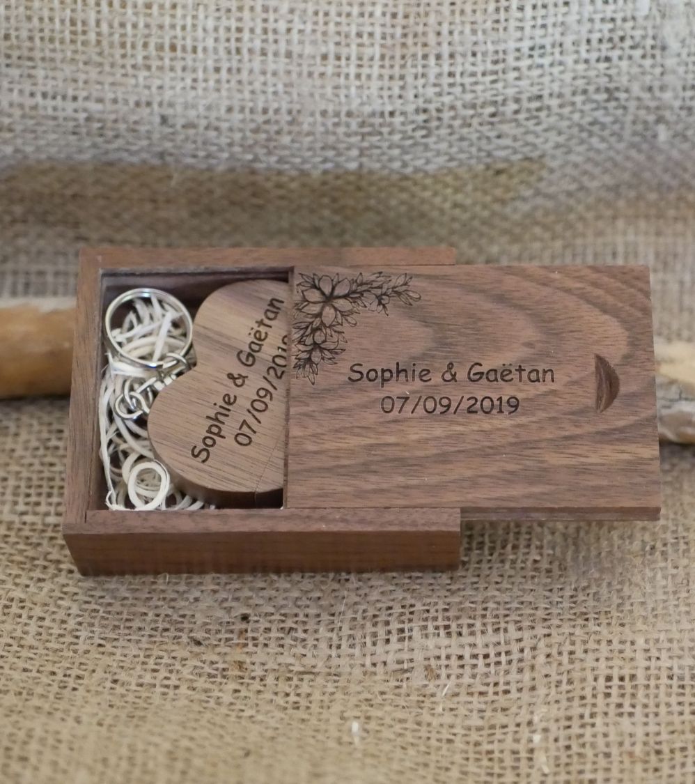 32 GB Heart USB flash drive in a dark wood box