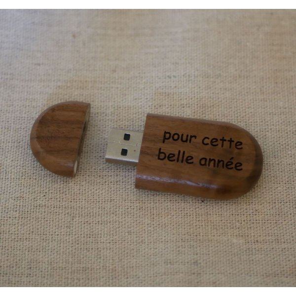 Oval USB key to be personalized by engraving, choice of wood