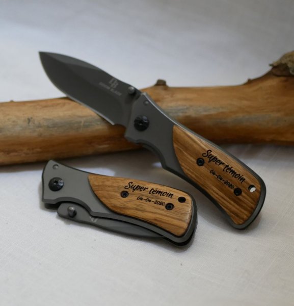Custom engraved wooden handle folding pocket knife