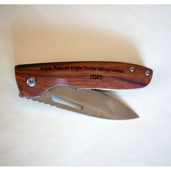 Engraved wooden handle knife to personalize