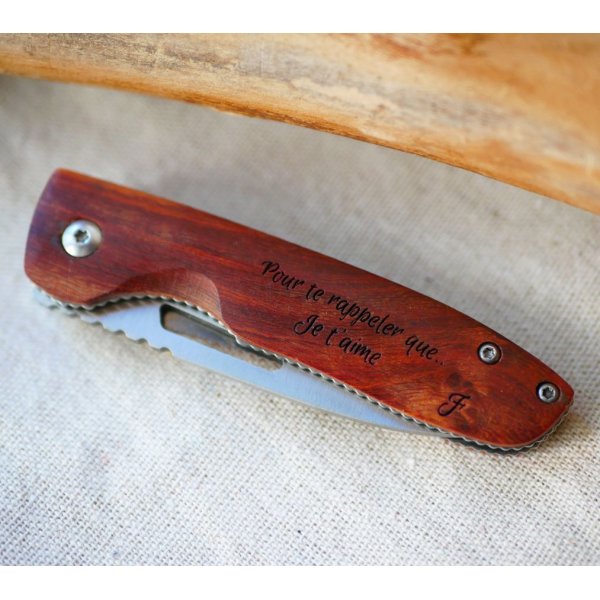 Engraved wooden handle knife to personalize