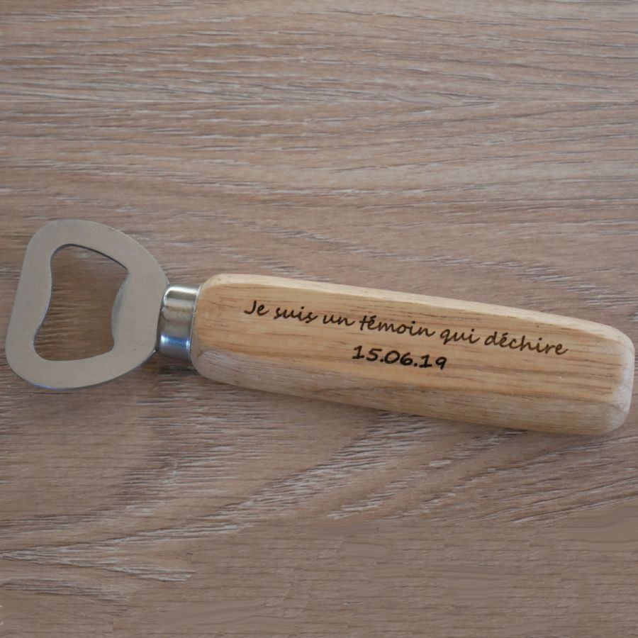 Engraved wood bottle opener to personalize, wedding gift 