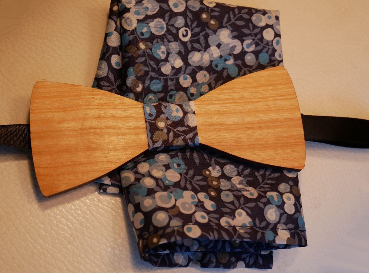 Wooden bow tie set Liberty pouch L13 blue tones