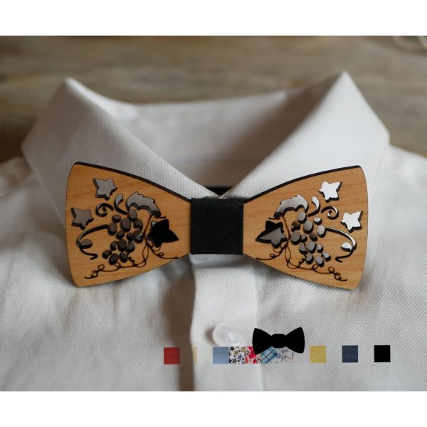 Openwork wooden bow tie with vine and leaves made in France
