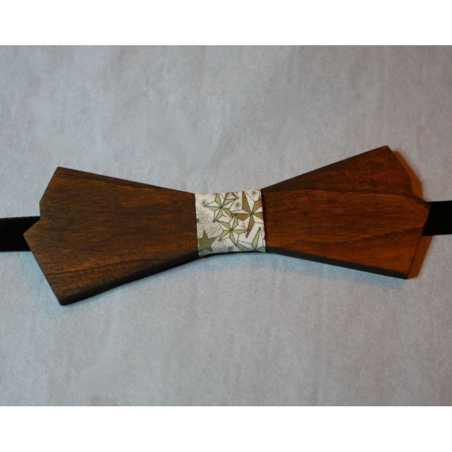 Wooden bow tie original shape to personalize