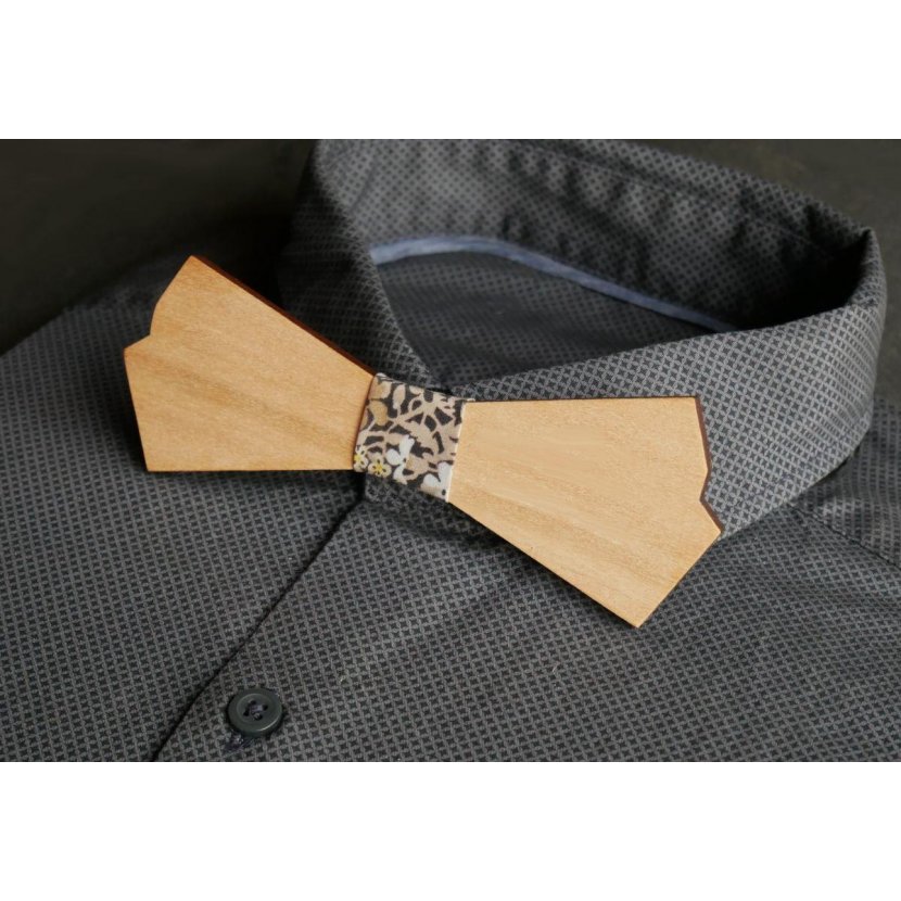 Wooden bow tie original shape to personalize