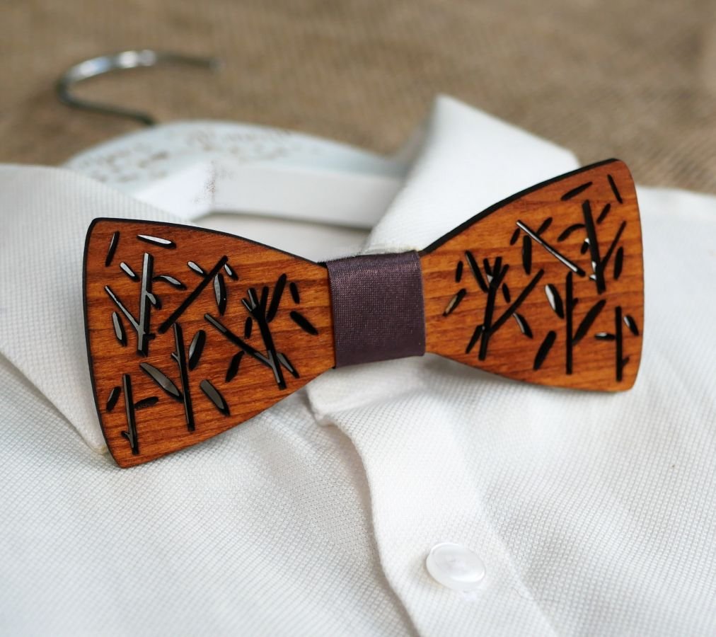 French wooden bow tie with bamboo decoration 