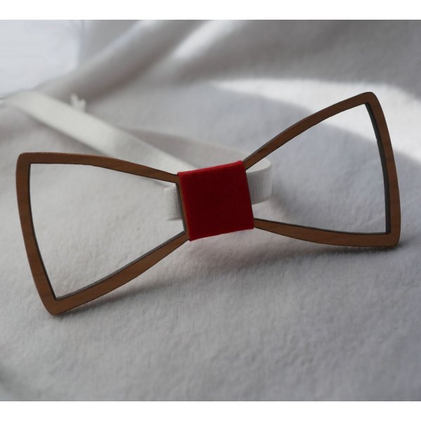 Openwork French wood bow tie 