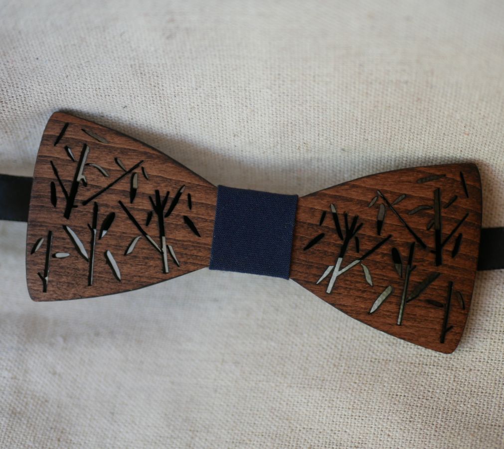 French wooden bow tie with bamboo decoration 