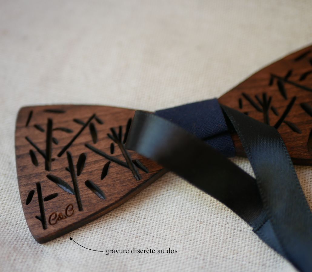 French wooden bow tie with bamboo decoration 