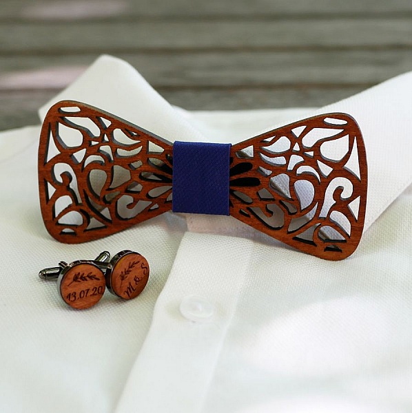 French wooden bow tie with hollowed out arabesques