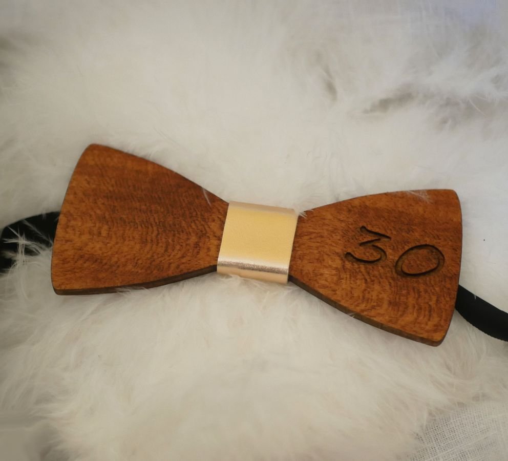 Wooden bow tie Beechwood metallic leather ribbon to be personalized by engraving