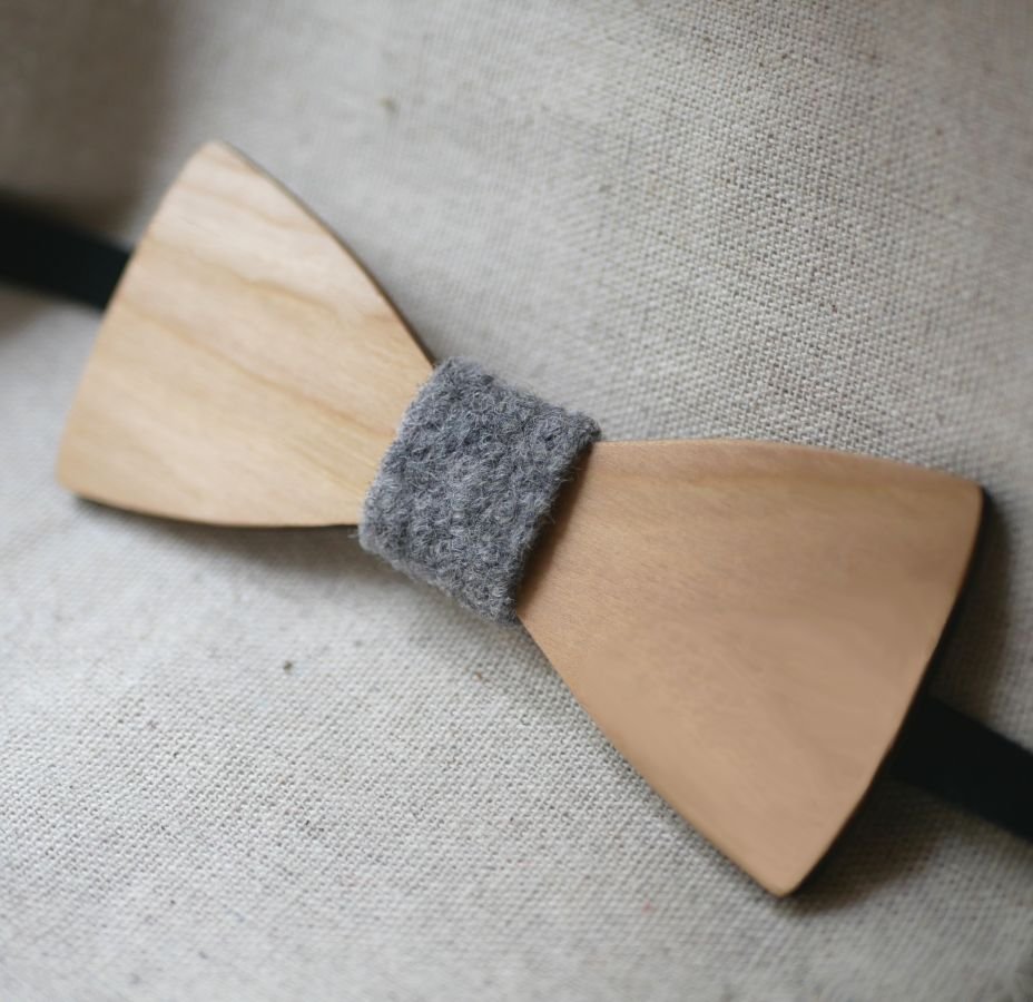 Wood and wool bow tie to personalize made in France