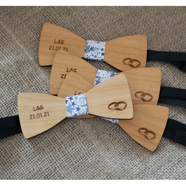 Wooden bow tie for wedding engraved with wedding rings made in France